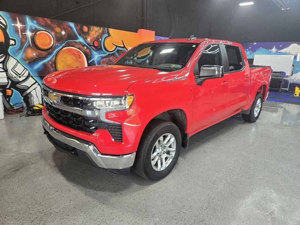 Chevrolet Silverado 1500 LT-L Crew Cab 4WD 2024