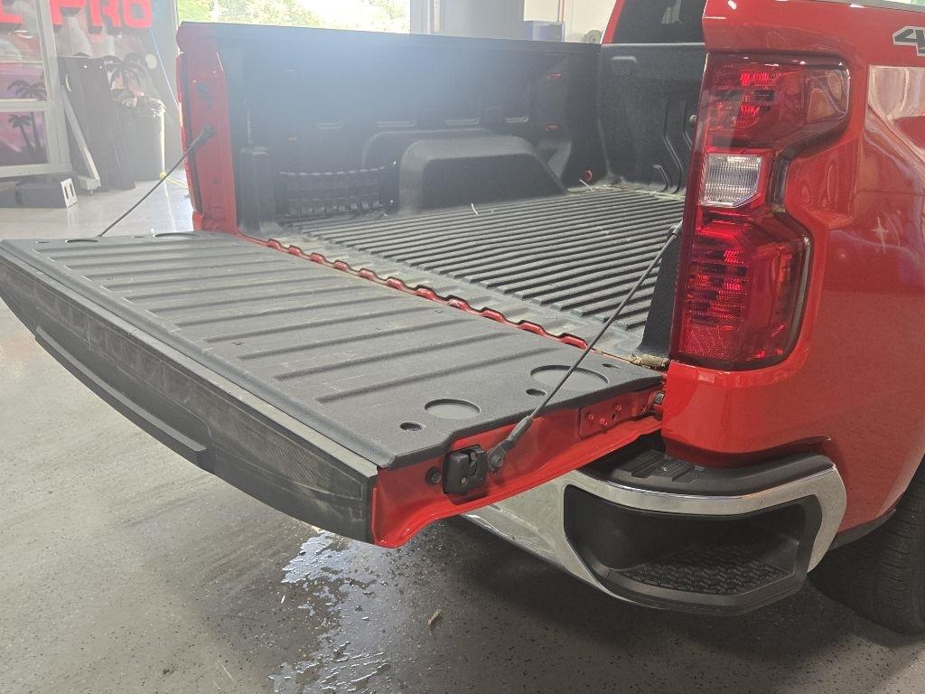 Chevrolet Silverado 1500 LT-L Crew Cab 4WD 2024