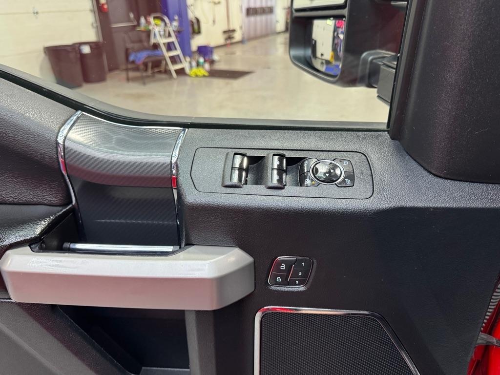 Ford F-150 Lariat SuperCrew Short Box 4WD 2019