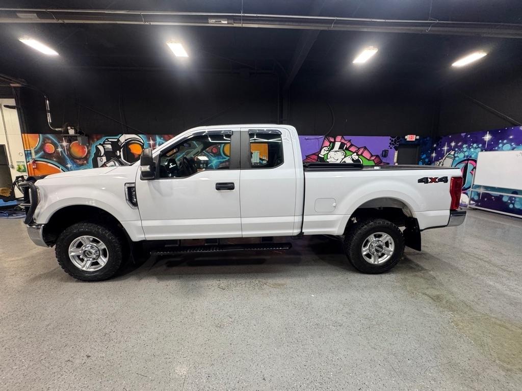 Ford F-250 SD XL SuperCab 4WD 2017