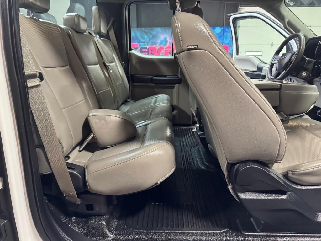 Ford F-250 SD XL SuperCab 4WD 2017