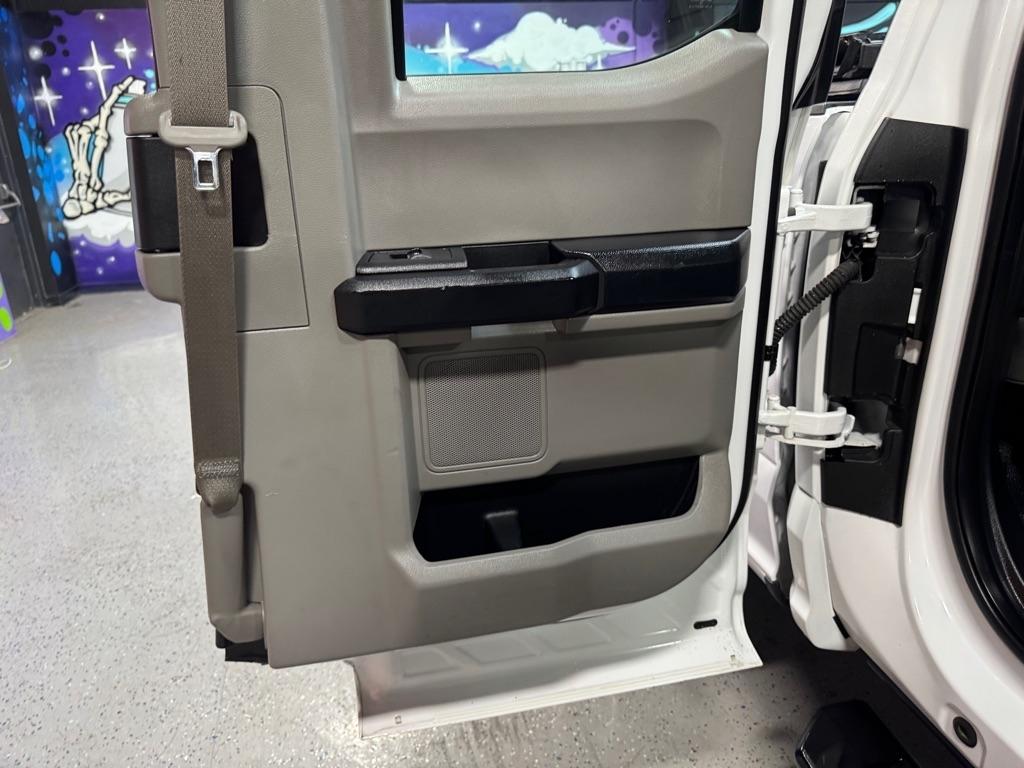 Ford F-250 SD XL SuperCab 4WD 2017