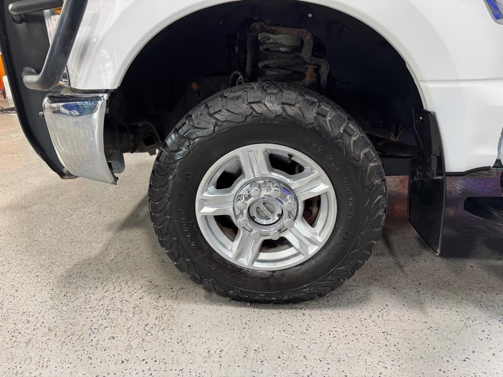 Ford F-250 SD XL SuperCab 4WD 2017