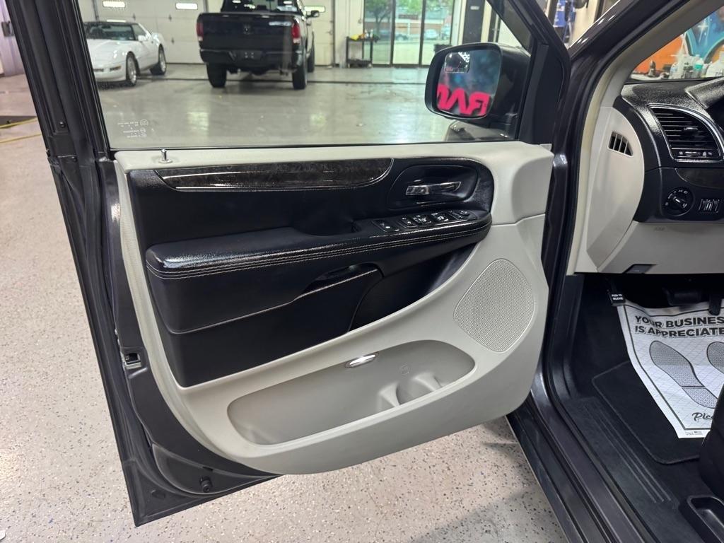 Chrysler Town & Country Touring 2015