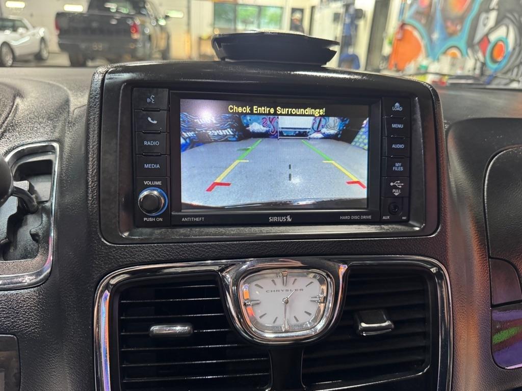 Chrysler Town & Country Touring 2015