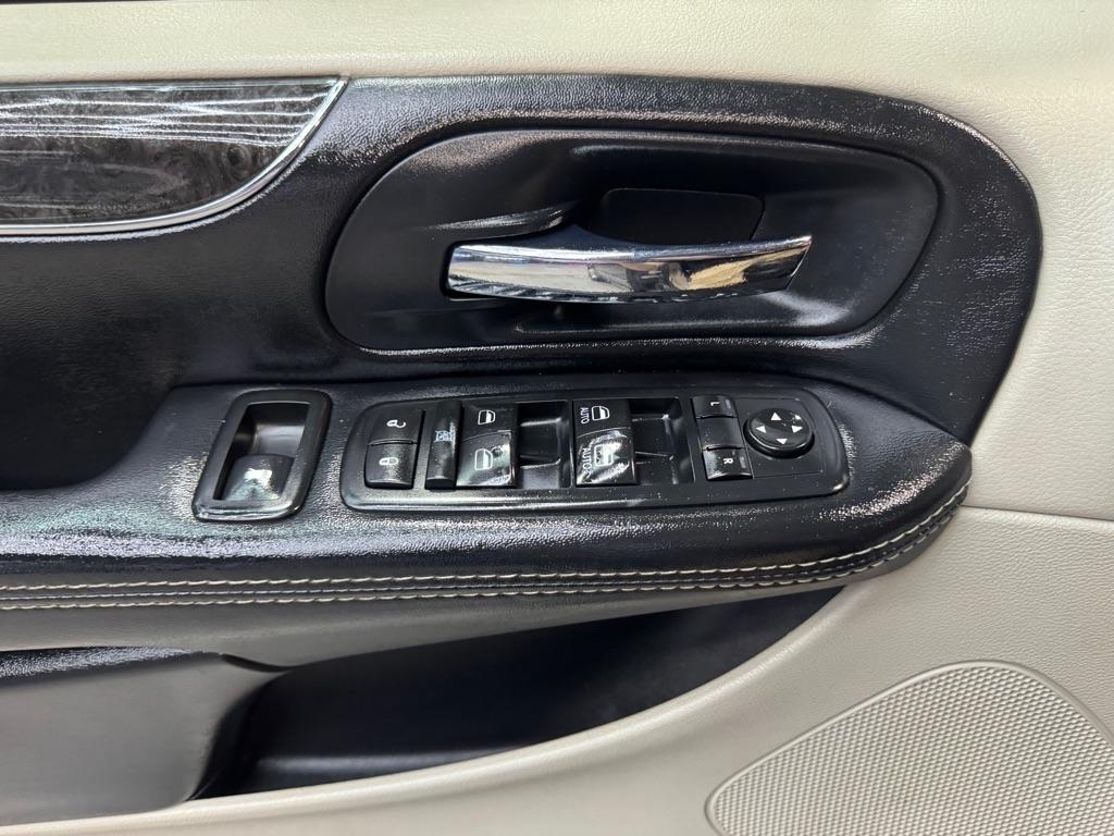 Chrysler Town & Country Touring 2015
