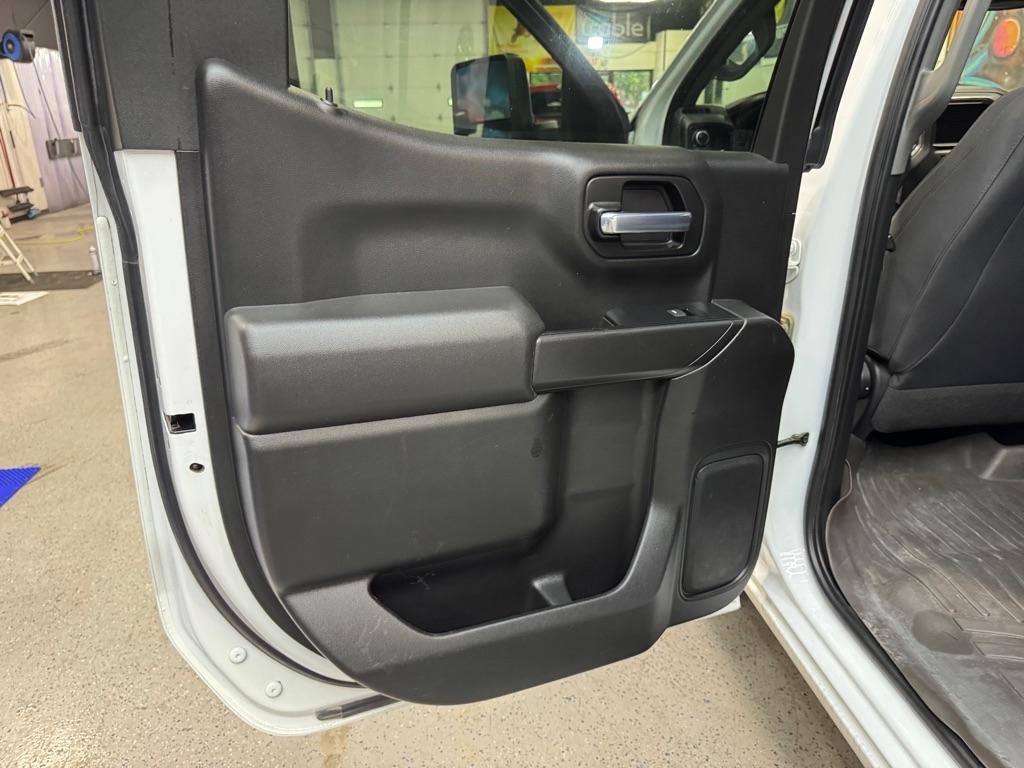 Chevrolet Silverado 1500 Work Truck Crew Cab Short Box 4WD 2020