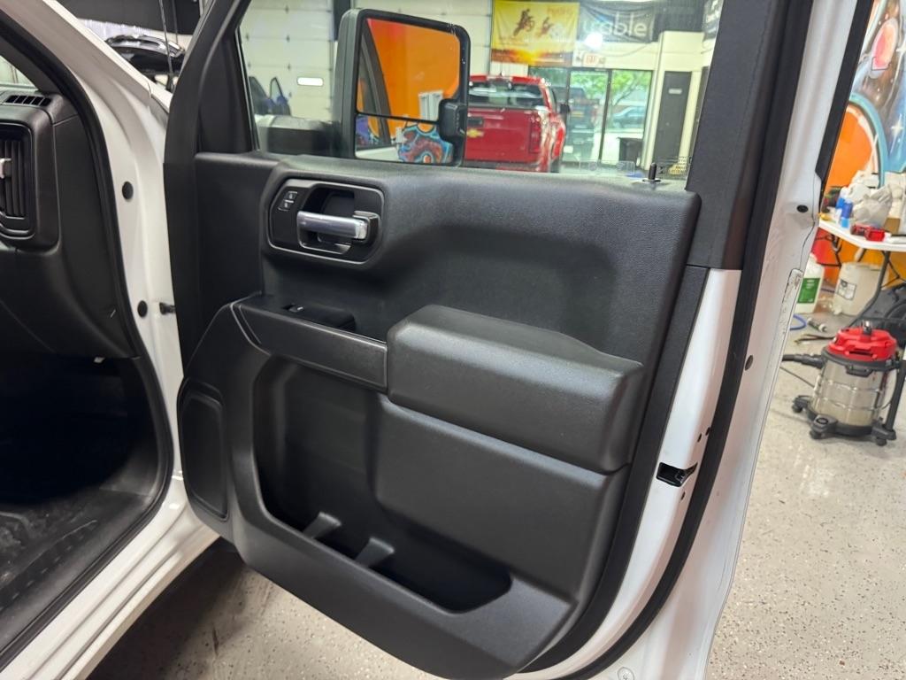 Chevrolet Silverado 1500 Work Truck Crew Cab Short Box 4WD 2020