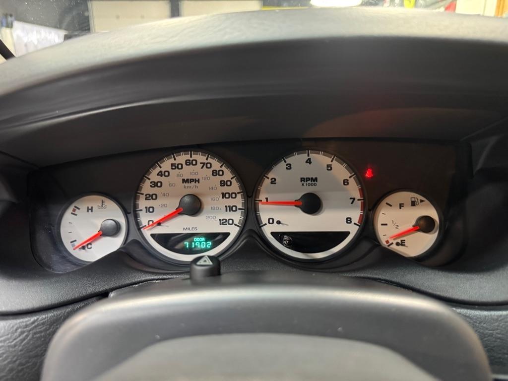 Dodge Neon SXT 2003