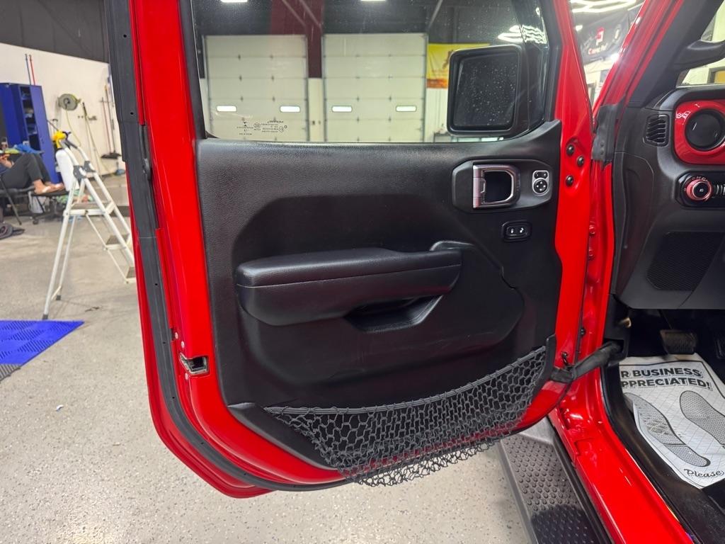 Jeep Wrangler Unlimited Sport 2018