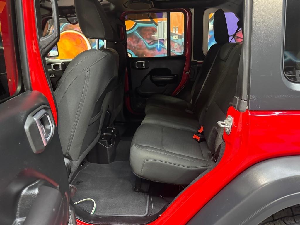 Jeep Wrangler Unlimited Sport 2018