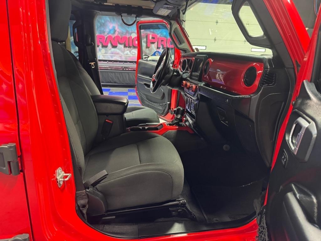 Jeep Wrangler Unlimited Sport 2018