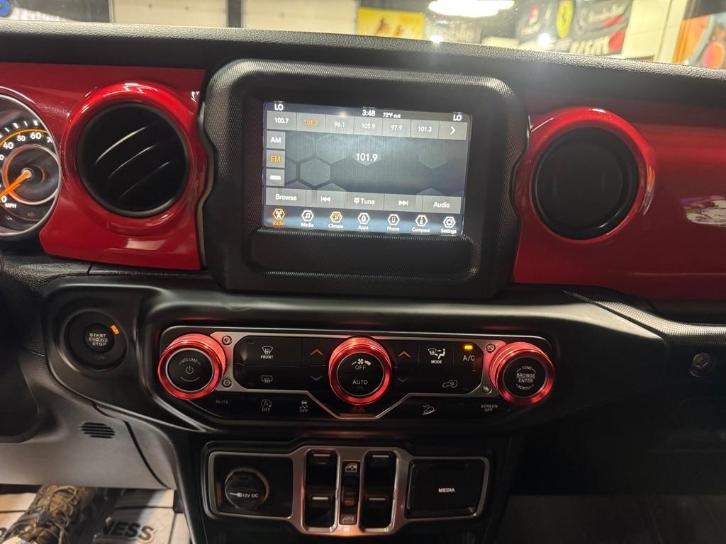 Jeep Wrangler Unlimited Sport 2018