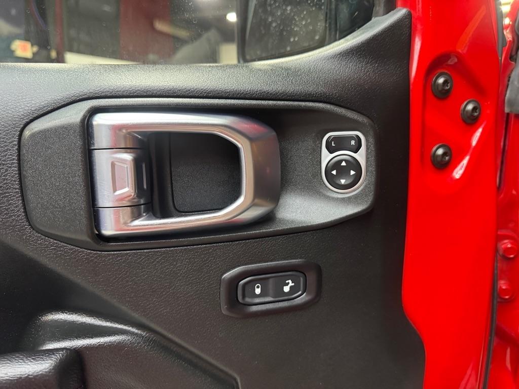 Jeep Wrangler Unlimited Sport 2018
