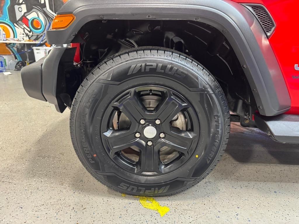 Jeep Wrangler Unlimited Sport 2018