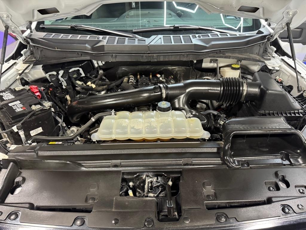 Ford F-150 XLT SuperCrew 4WD 2024