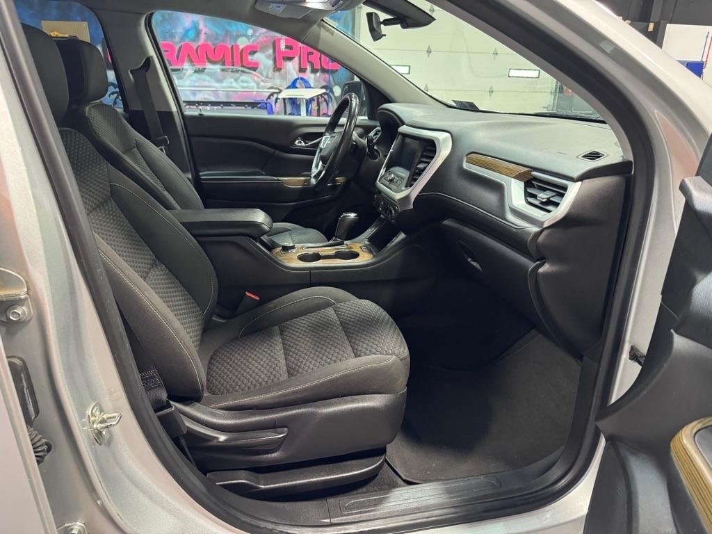 GMC Acadia SLE-2 AWD 2017