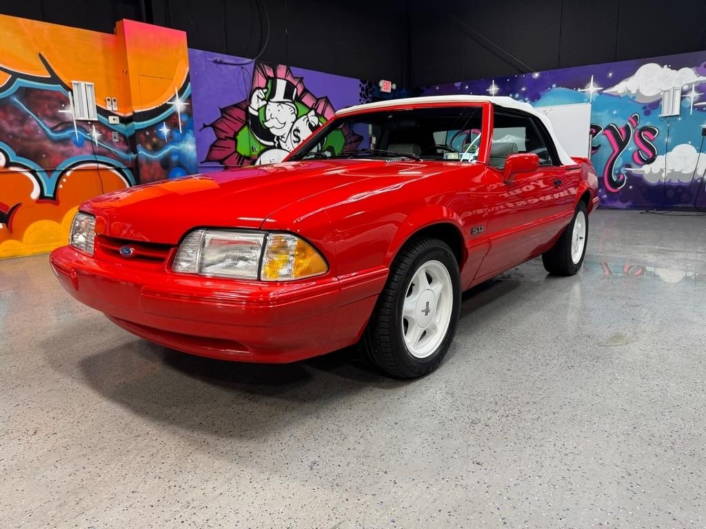 1992 Ford Mustang LX 5.0L convertible