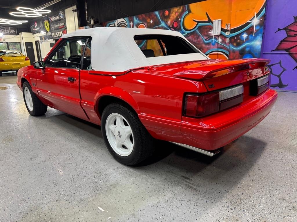 Ford Mustang LX 5.0L convertible 1992