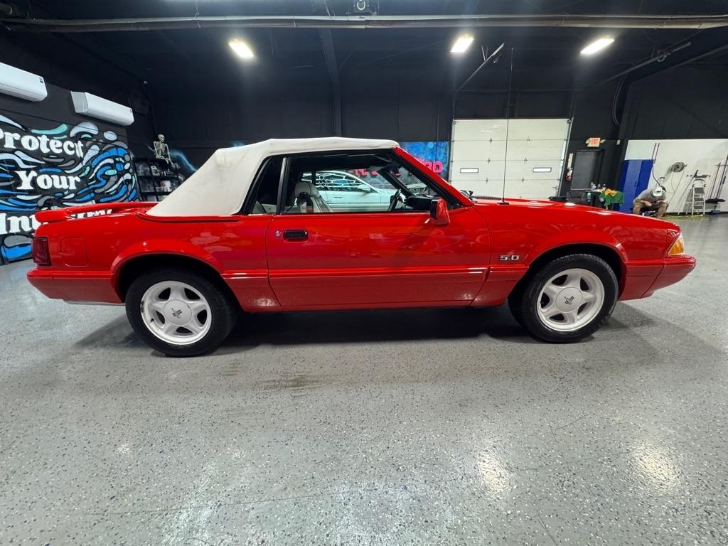 Ford Mustang LX 5.0L convertible 1992