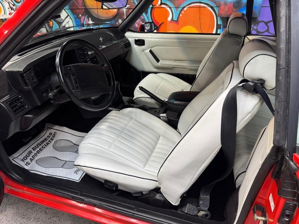 Ford Mustang LX 5.0L convertible 1992