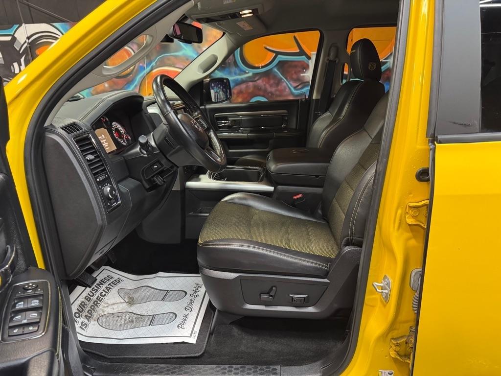 RAM 1500 Sport Crew Cab SWB 4WD 2016