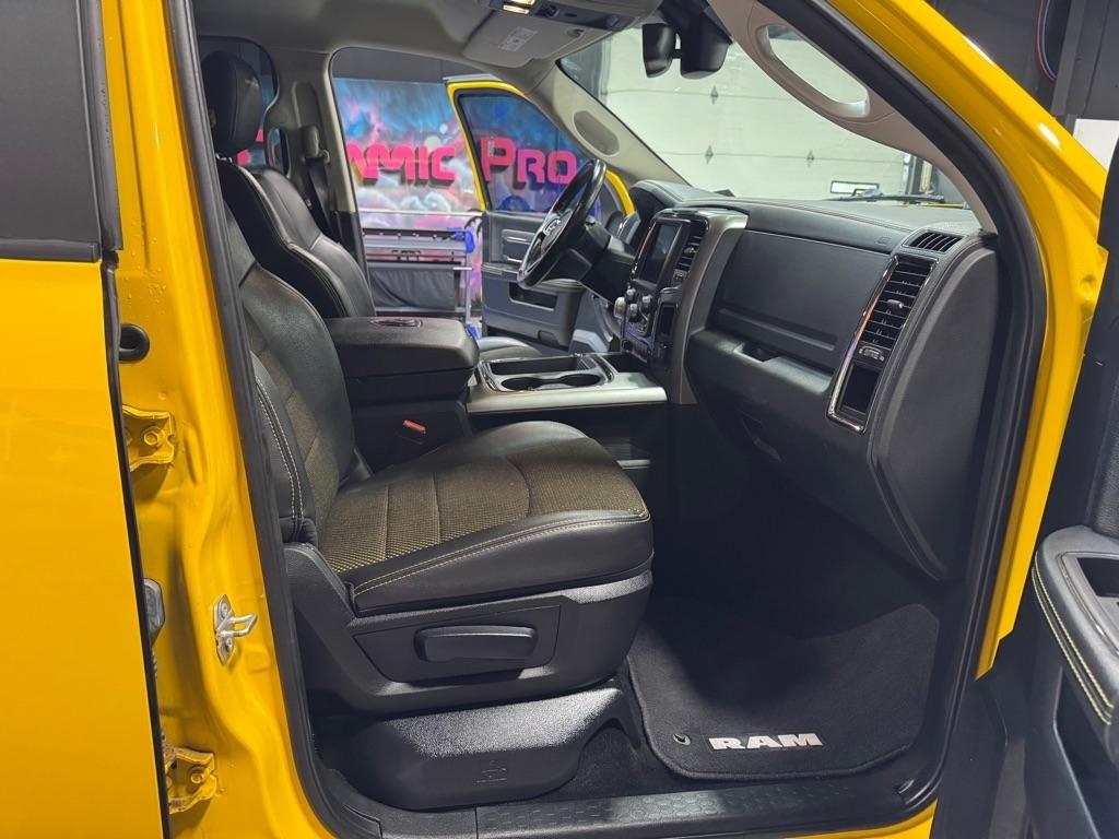 RAM 1500 Sport Crew Cab SWB 4WD 2016