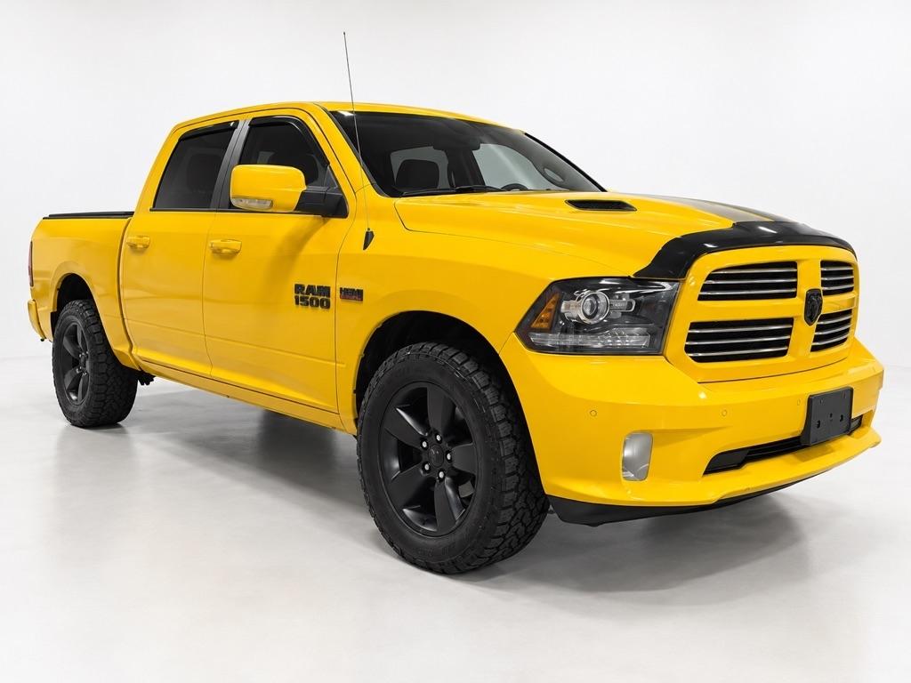 RAM 1500 Sport Crew Cab SWB 4WD 2016