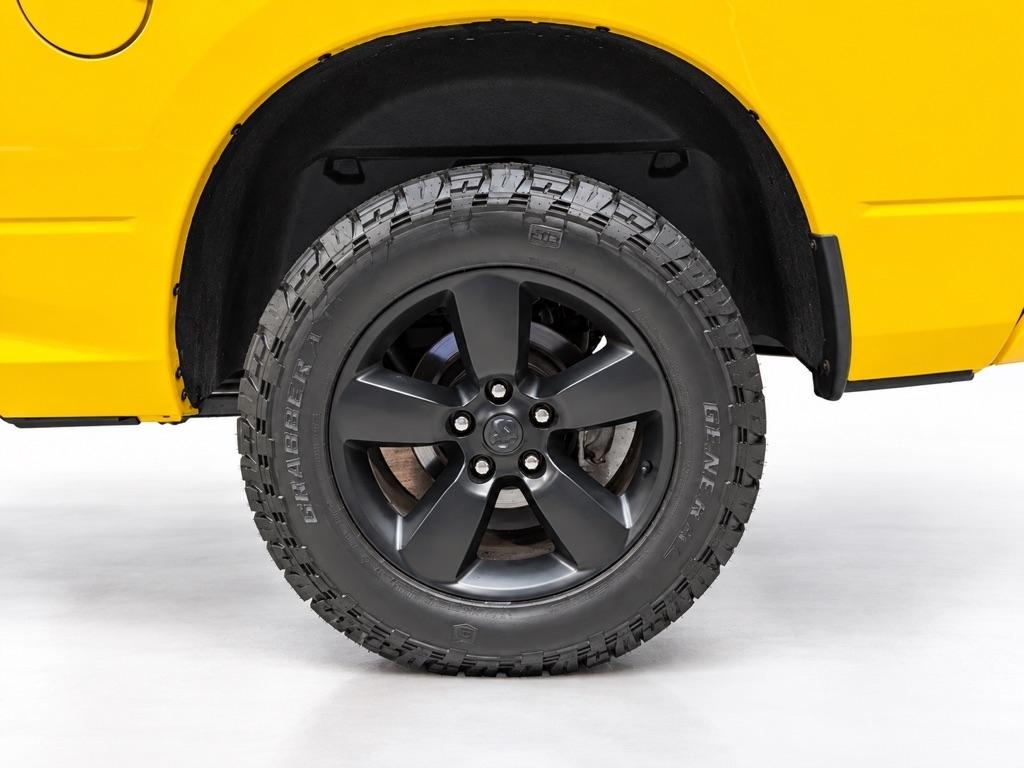 RAM 1500 Sport Crew Cab SWB 4WD 2016
