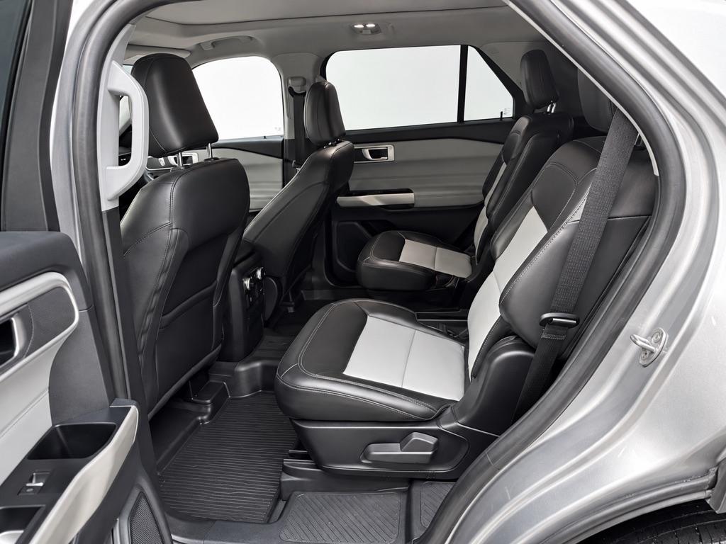 Ford Explorer XLT AWD 2023