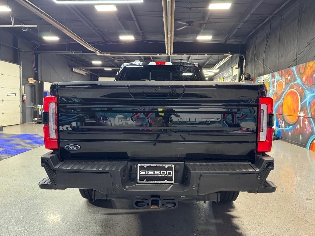 Ford F-250 SD Platinum Crew Cab 4WD 2026