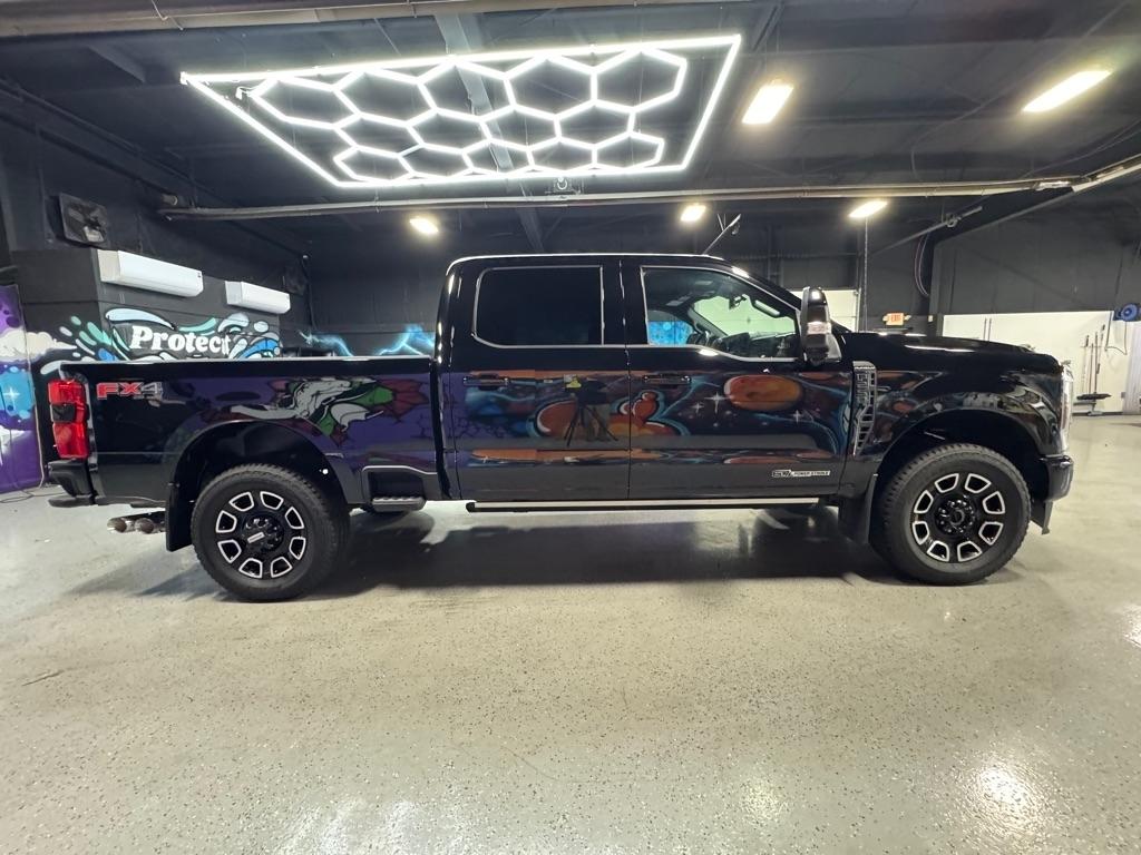 Ford F-250 SD Platinum Crew Cab 4WD 2026