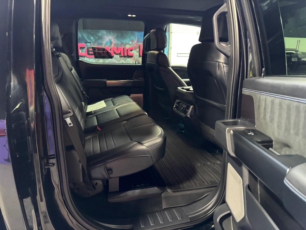 Ford F-250 SD Platinum Crew Cab 4WD 2026