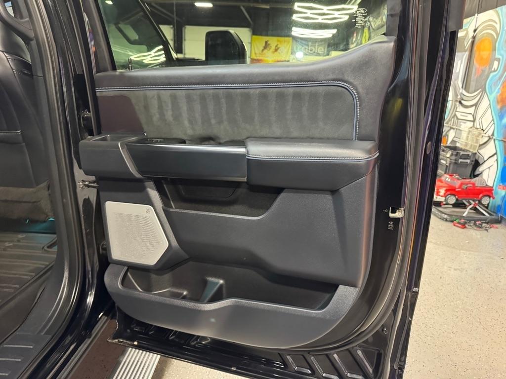 Ford F-250 SD Platinum Crew Cab 4WD 2026