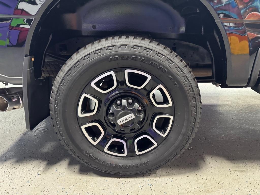 Ford F-250 SD Platinum Crew Cab 4WD 2026
