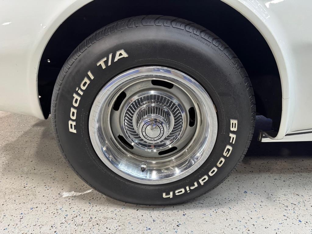 Chevrolet Corvette  1974