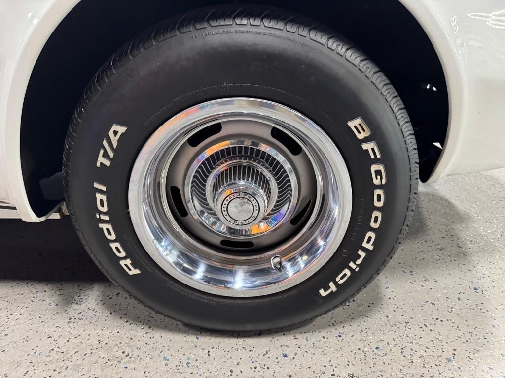 Chevrolet Corvette  1974