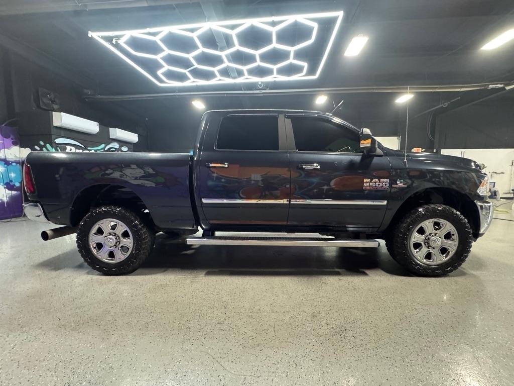 RAM 2500 SLT Crew Cab SWB 4WD 2015