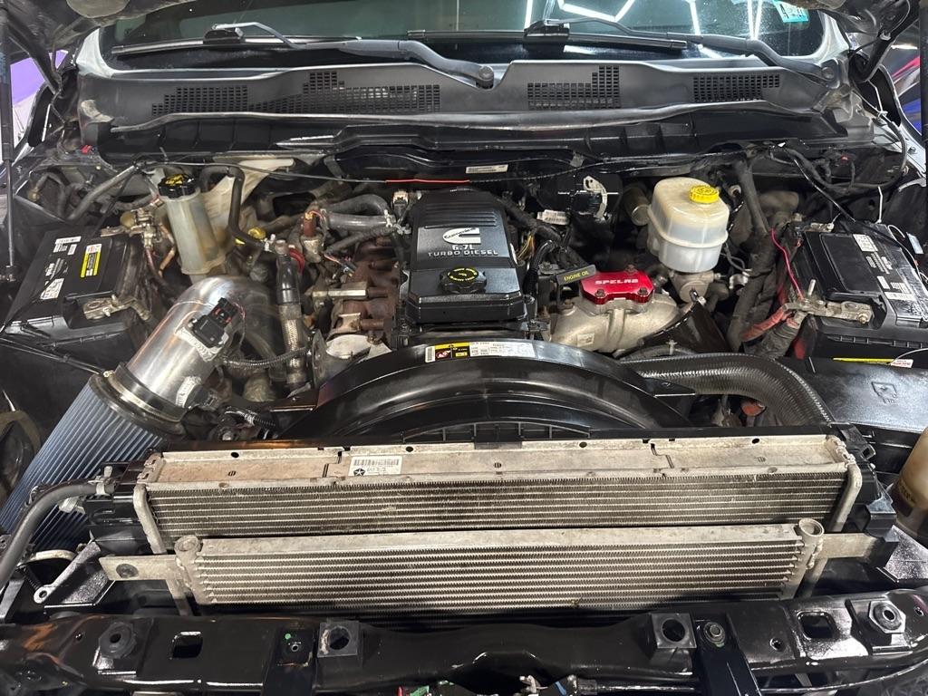 RAM 2500 SLT Crew Cab SWB 4WD 2015