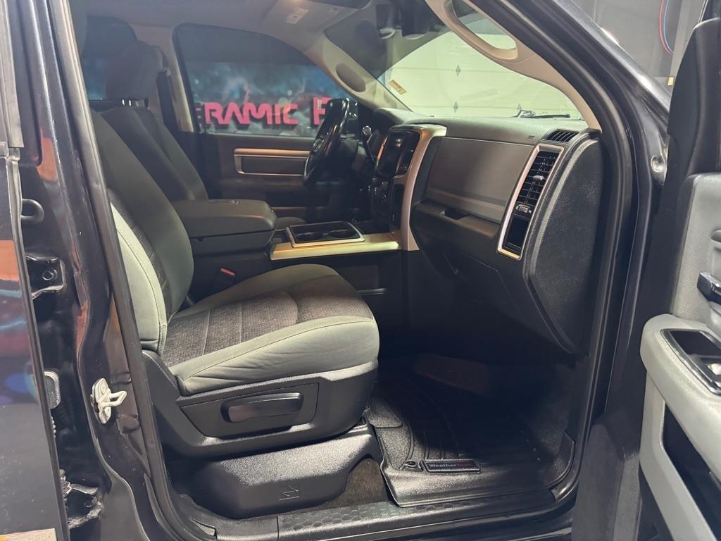 RAM 2500 SLT Crew Cab SWB 4WD 2015