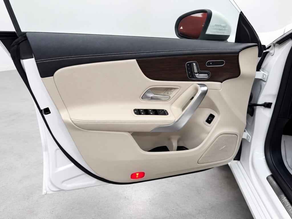 Mercedes-Benz CLA-Class CLA250 4MATIC 2021