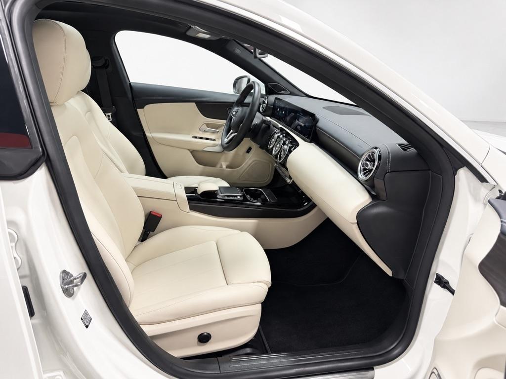 Mercedes-Benz CLA-Class CLA250 4MATIC 2021