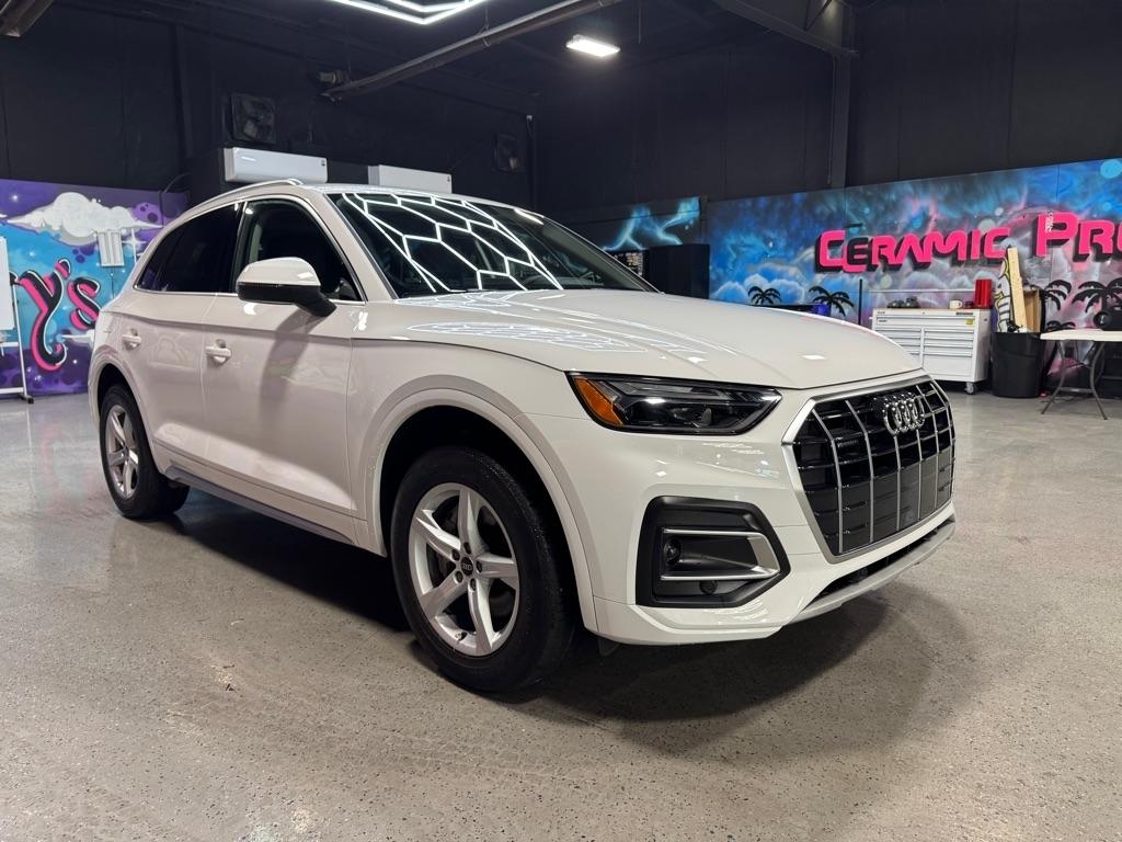 Audi Q5 2.0T Premium quattro 2023