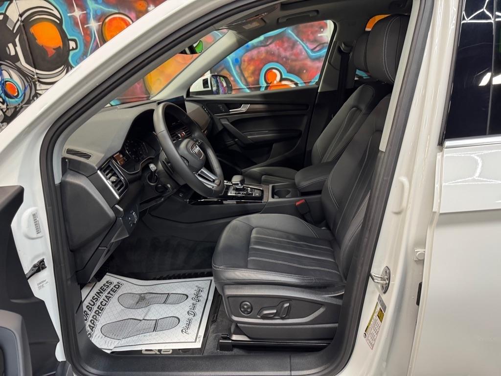 Audi Q5 2.0T Premium quattro 2023