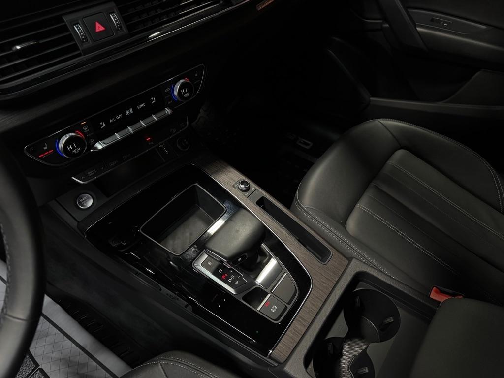 Audi Q5 2.0T Premium quattro 2023