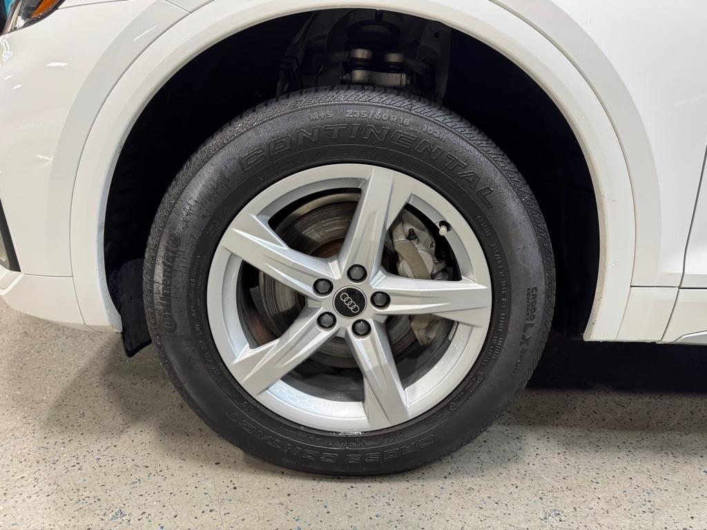 Audi Q5 2.0T Premium quattro 2023