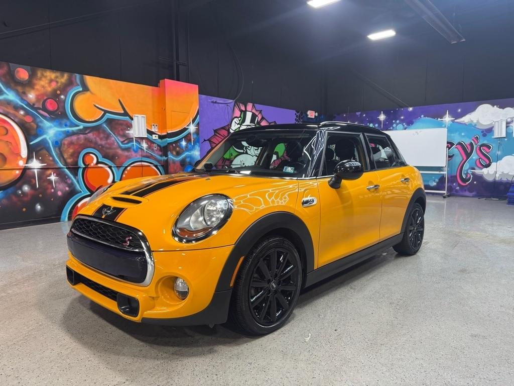  2018 MINI Cooper S 4-Door Hatchback FWD   