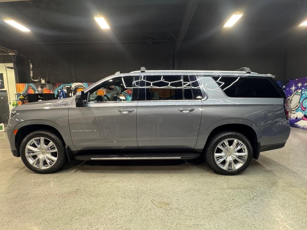 Chevrolet Suburban High Country 4WD 2022