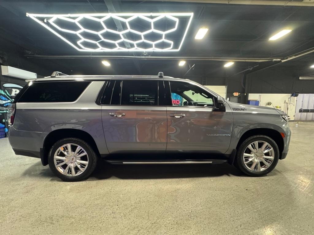 Chevrolet Suburban High Country 4WD 2022