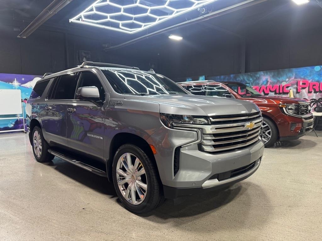 Chevrolet Suburban High Country 4WD 2022